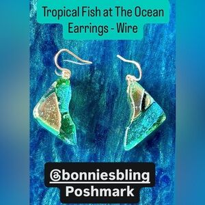 Bonnie’s Bling One Of A Kind Fused Glass Jewelry and Accessories to Wear.